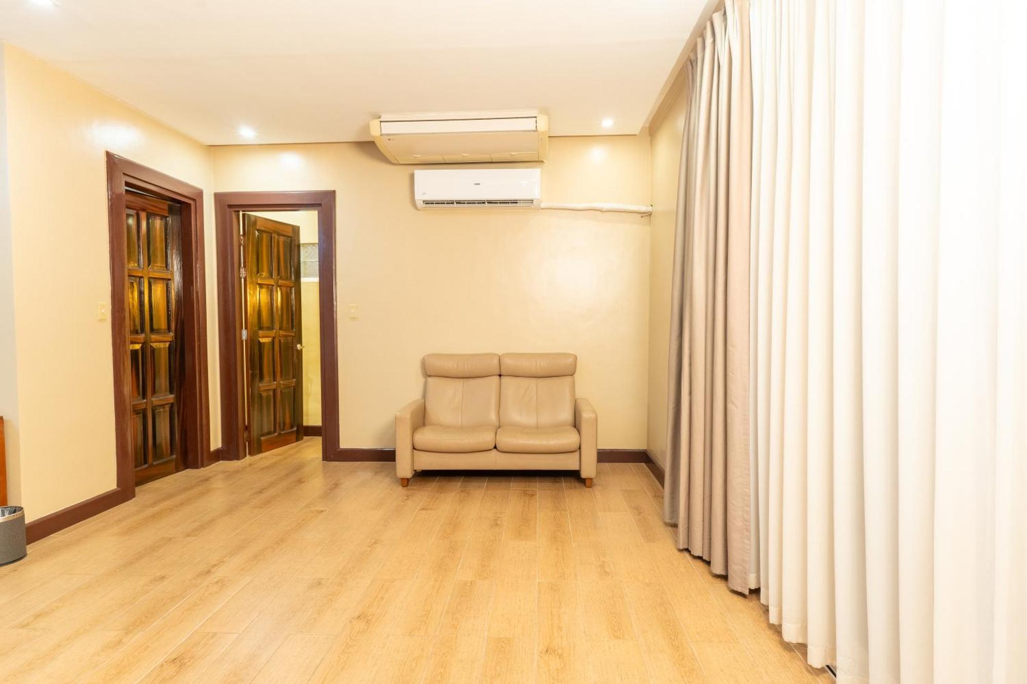 คอสตา ปาลาวัน รีสอร์ต Hotel Puerto Princesa ภายนอก รูปภาพ