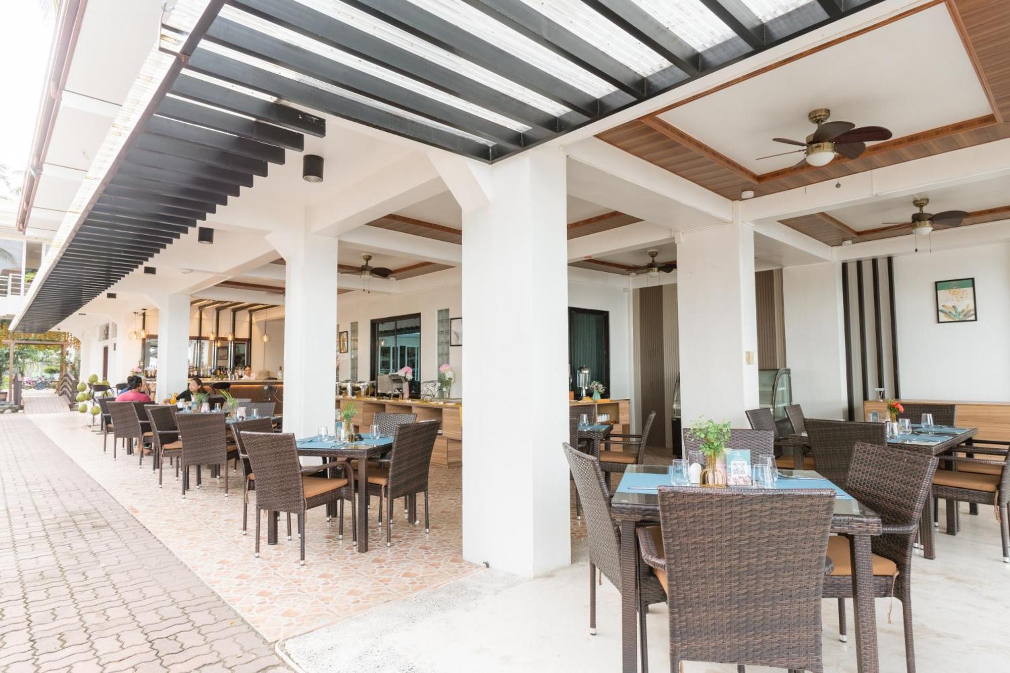 คอสตา ปาลาวัน รีสอร์ต Hotel Puerto Princesa ภายนอก รูปภาพ