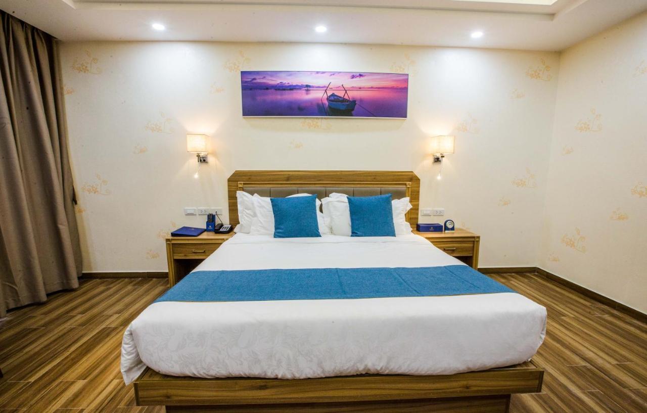 คอสตา ปาลาวัน รีสอร์ต Hotel Puerto Princesa ภายนอก รูปภาพ