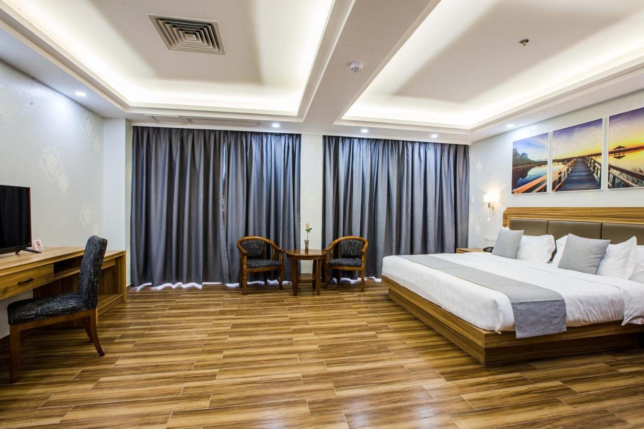 คอสตา ปาลาวัน รีสอร์ต Hotel Puerto Princesa ภายนอก รูปภาพ